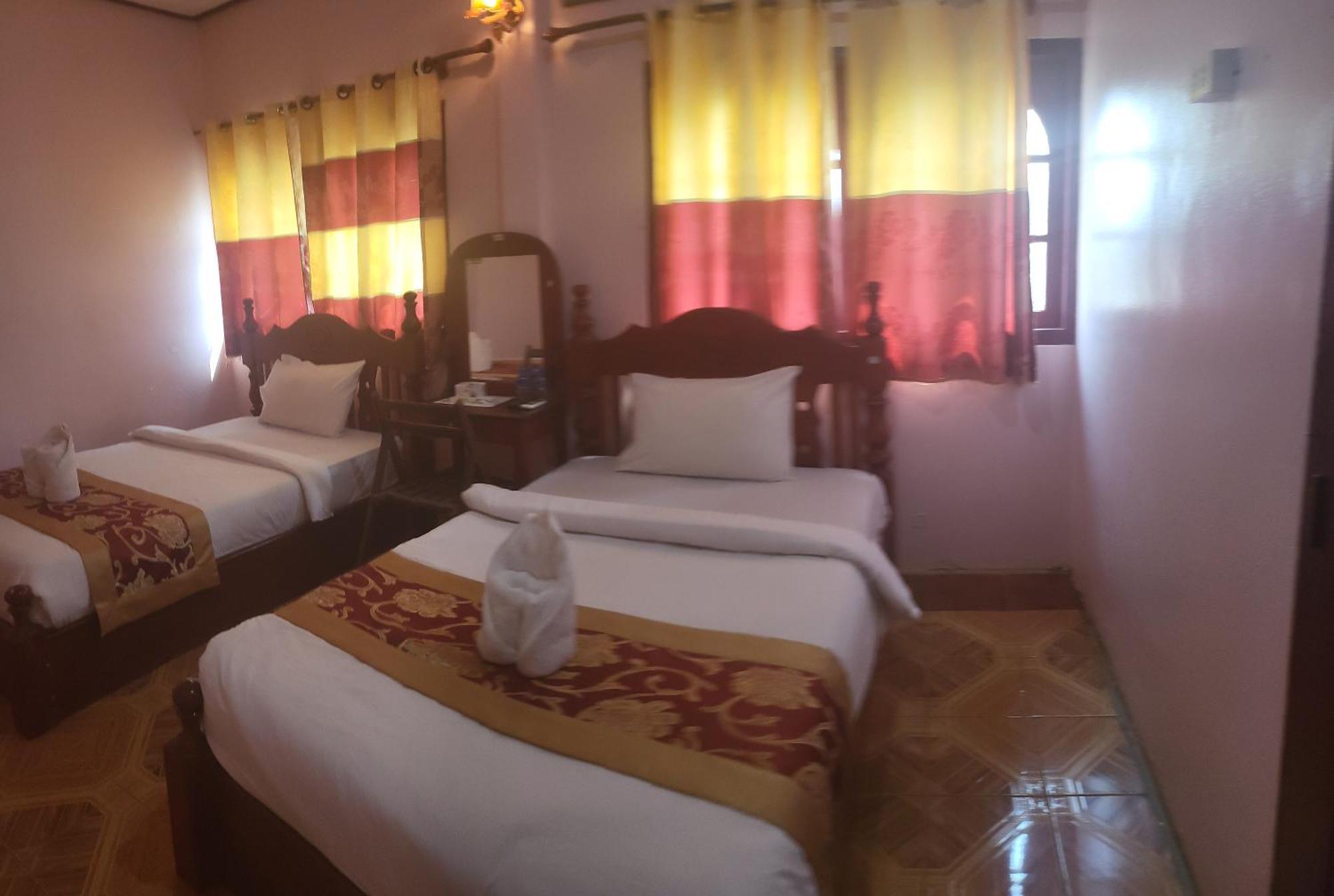 Vang Vieng Chanthala Hotel 1 Экстерьер фото