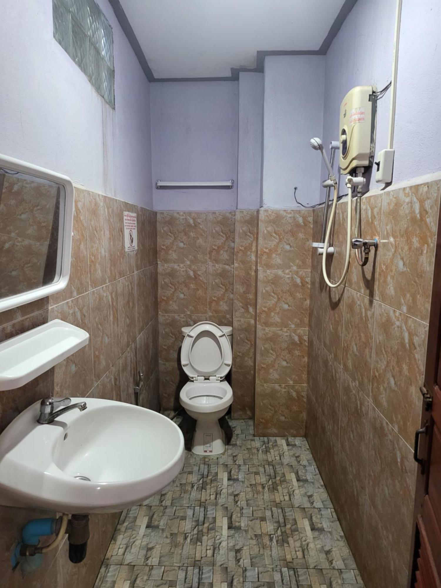 Vang Vieng Chanthala Hotel 1 Экстерьер фото