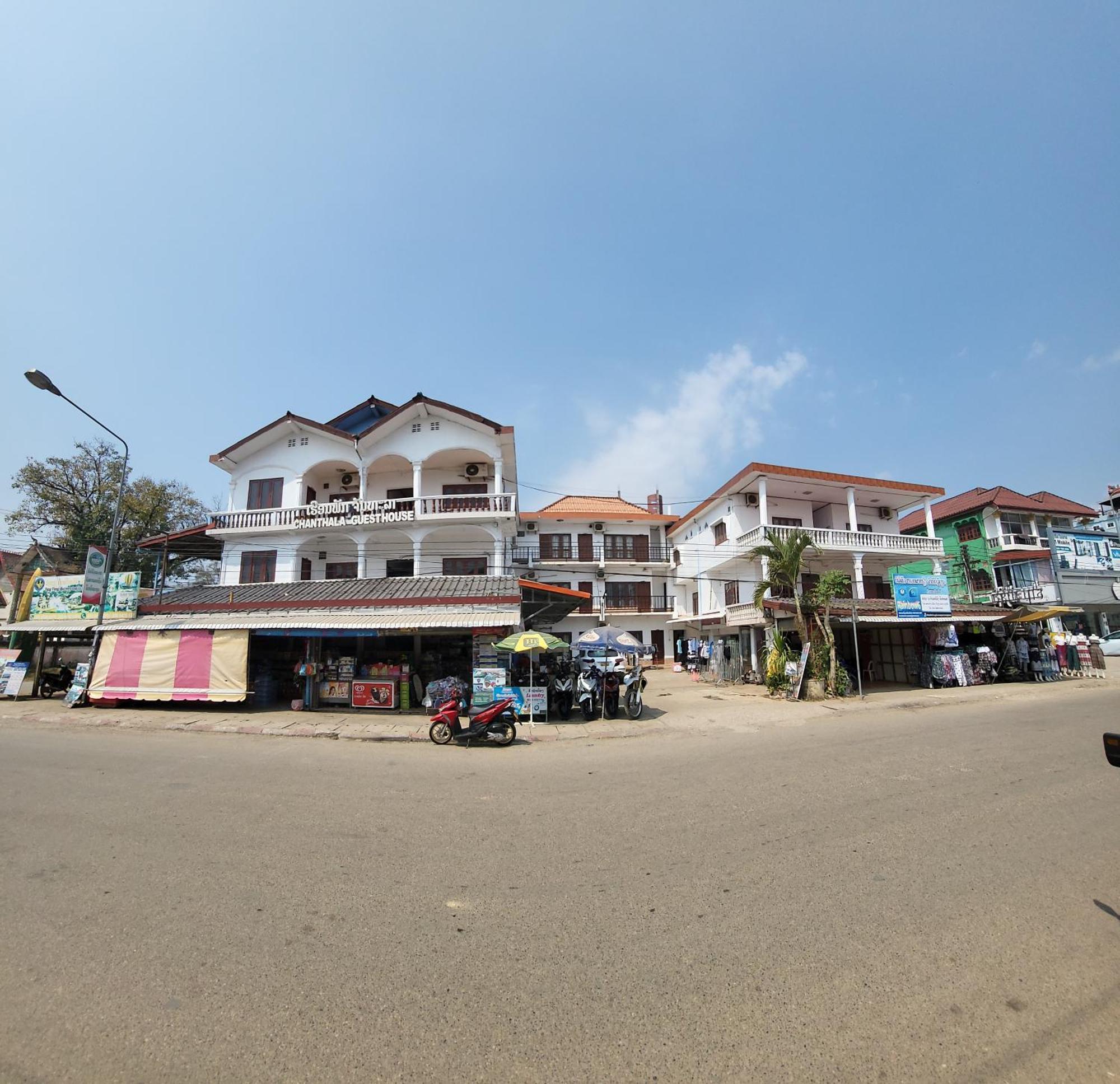 Vang Vieng Chanthala Hotel 1 Экстерьер фото